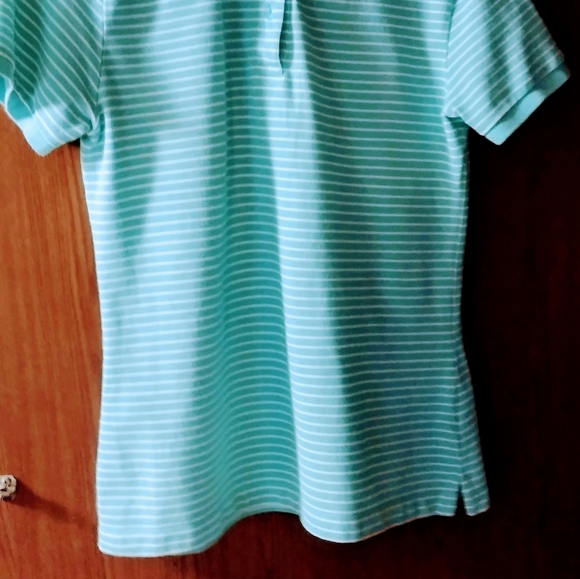 Women's collared polo-type short sleeved shirt - Picture 5 of 5